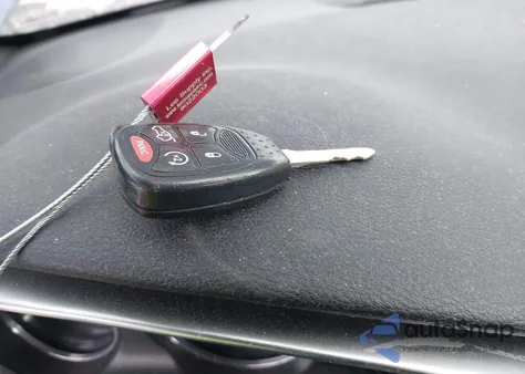 2014 Chrysler 200 Limited z USA, uszkodzony, nr VIN 1C3CCBCG0EN159589